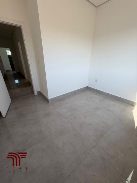 Duplex 3 quartos no Castanheiras 2