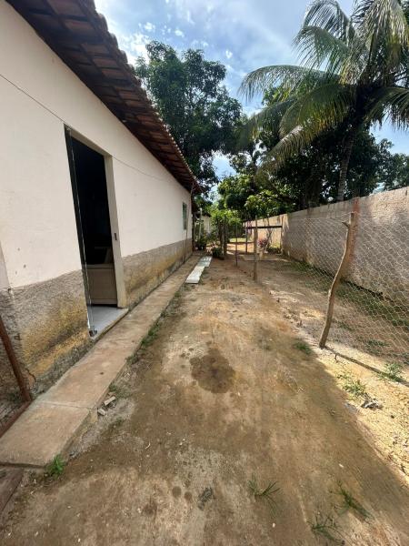 Duas casas no Recanto dos Sonhos