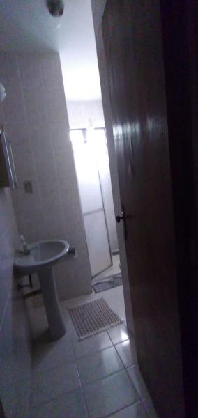 Apartamento com  três dormitórios no bairro Gra Duquesa.