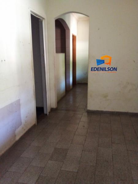 Oportunidade casa com duas moradas e terraço