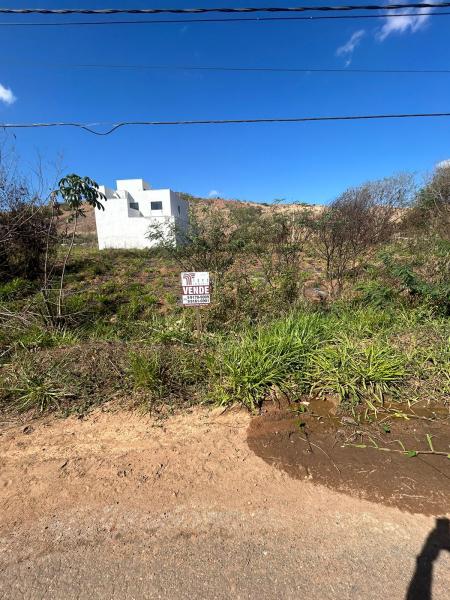 Lotes com 281,91m no bairro Ouro Verde 1