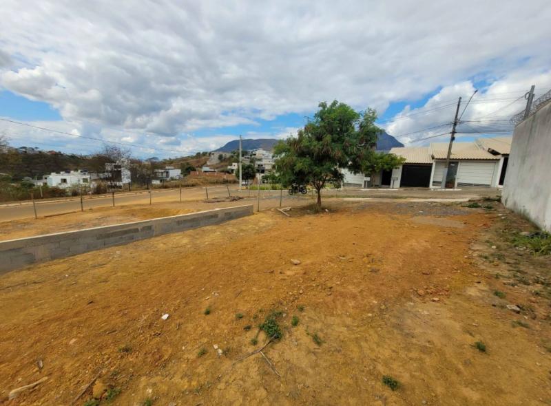 Lote  bairro Alto Esplanada