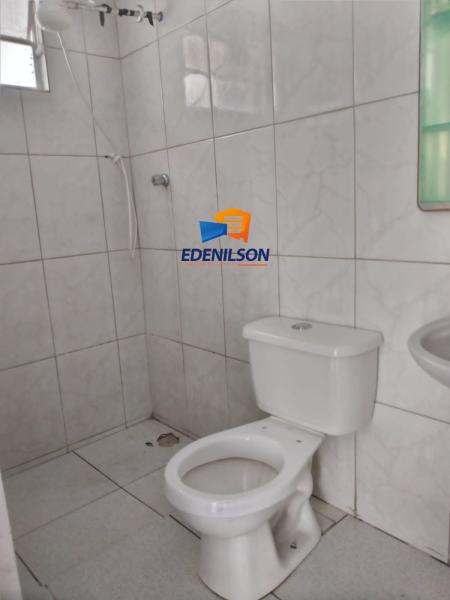 Oportunidade casa  no centro com 03 moradas