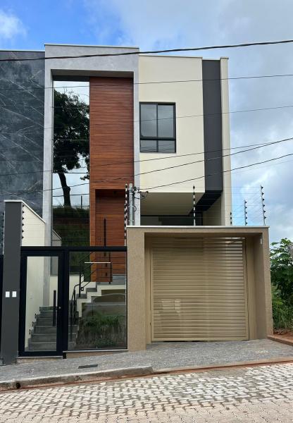 Tiplex de luxo com 3 quartos no bairro Morada do Vale 3