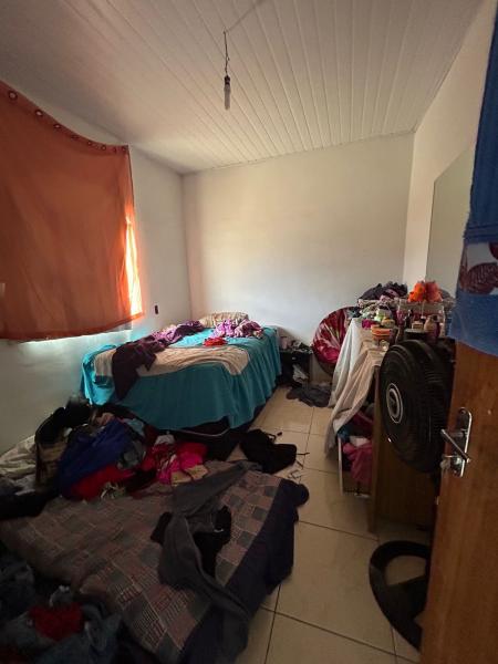 Duas casas no bairro Park Fraternidade
