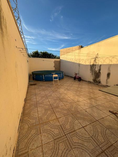 Casa geminada 3 quartos Santa Rosa de Lima