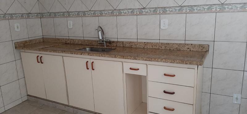 Prédio com 3 imóveis bairro de Lourdes