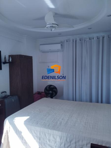 Excelente apartamento no centro com portaria, elevador, salão de festas
