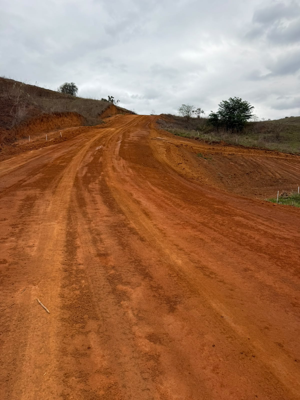 Lotes bairro Vista Dourada