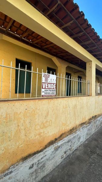 Casa grande em Nacip Raydan