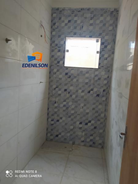Casa nova com 02 dormitórios