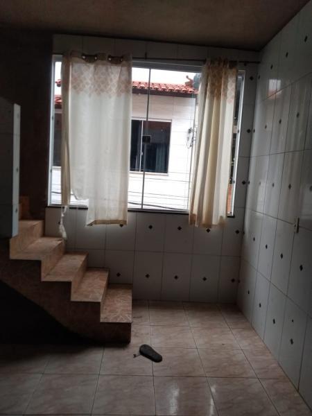 Casa com duas moradas