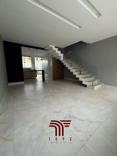 Duplex de luxo com 3 suítes no Lagoa Santa 2
