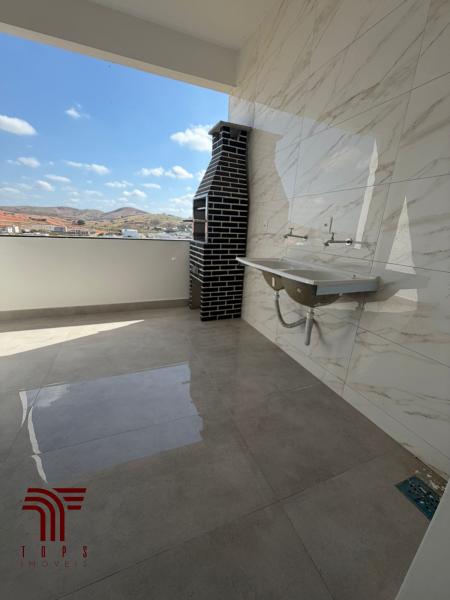 Duplex 3 quartos no Castanheiras 2