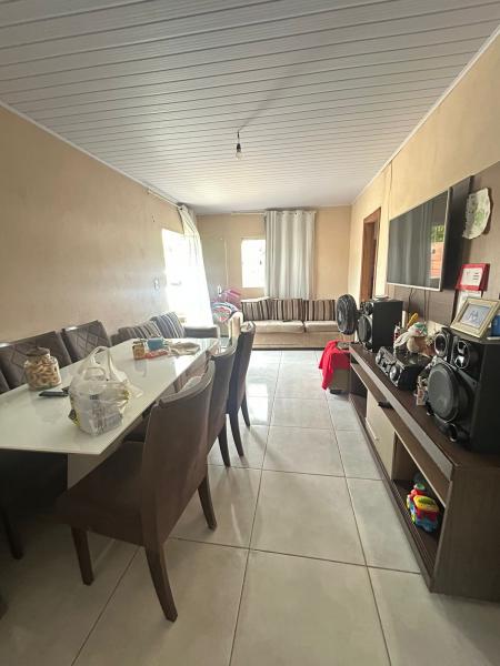 Duas casas no Recanto dos Sonhos