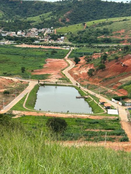 Lote de 1000 metros no Residencial Vitrine em Alpercata