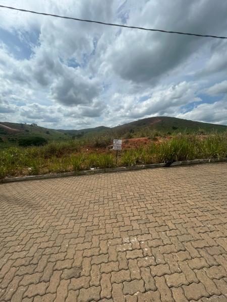 Lote 240m Morada do Vale 3