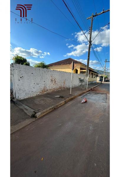 Casa grande em Nacip Raydan