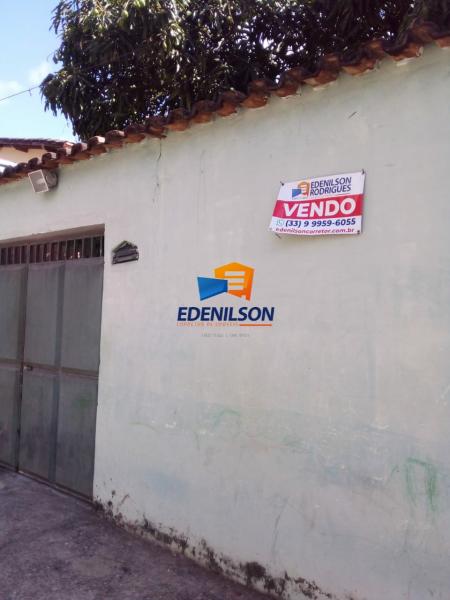 Oportunidade casa com duas moradas e terraço