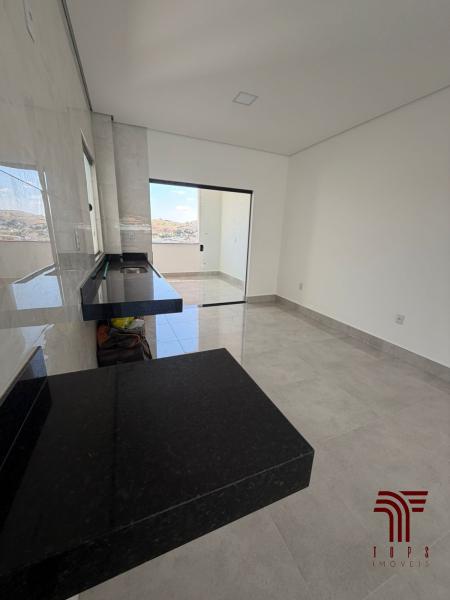 Duplex 3 quartos no Castanheiras 2