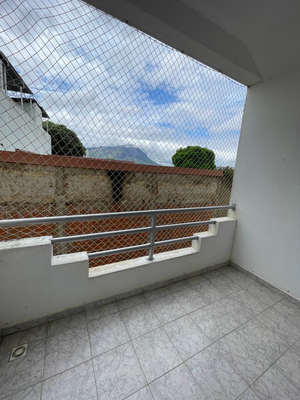 Apartamento 2 quartos(1 suíte) Grã Duquesa
