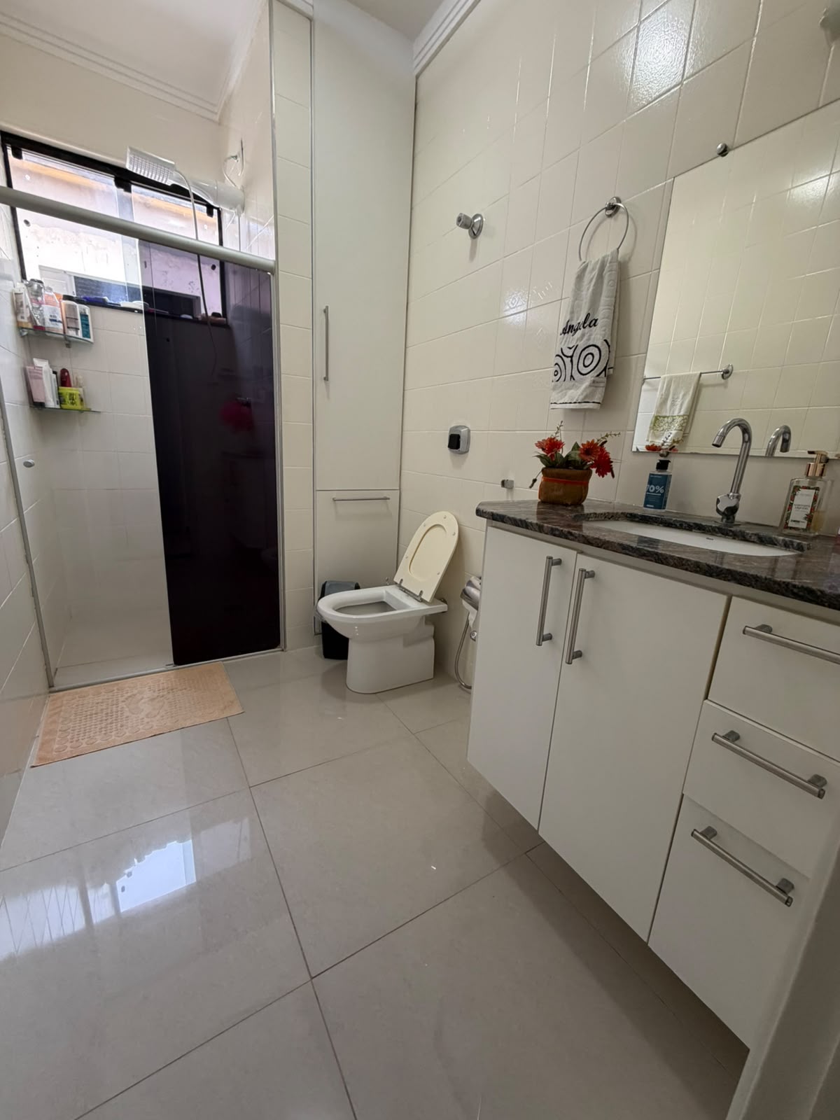 Apartamento 3 quartos + quarto serviço Esperança
