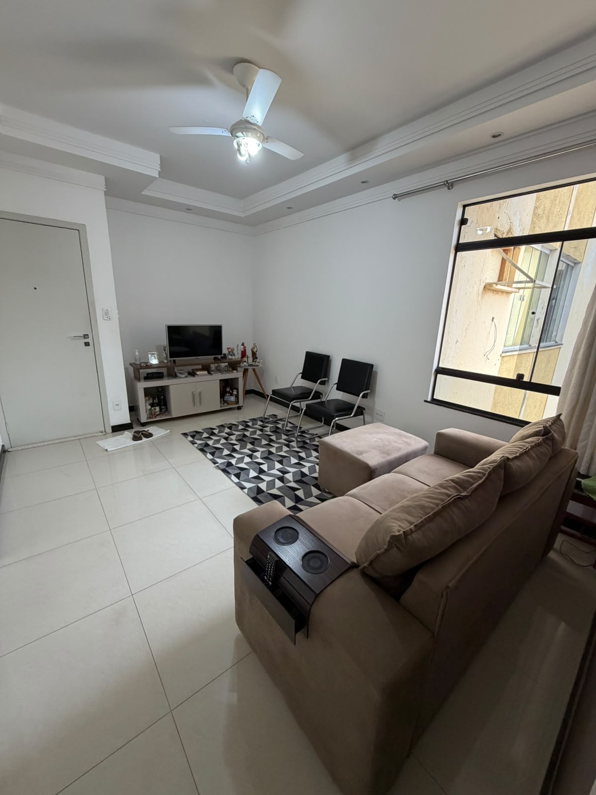 Apartamento 3 quartos + quarto serviço Esperança