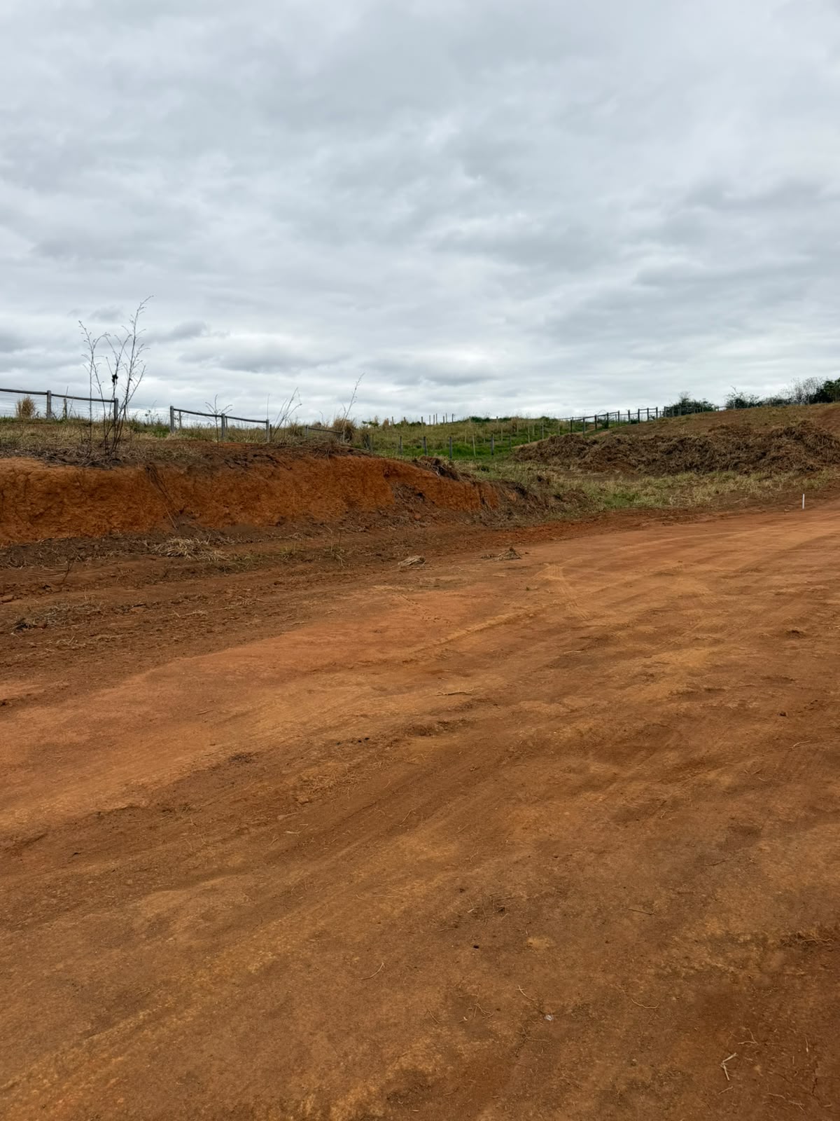 Lotes bairro Vista Dourada
