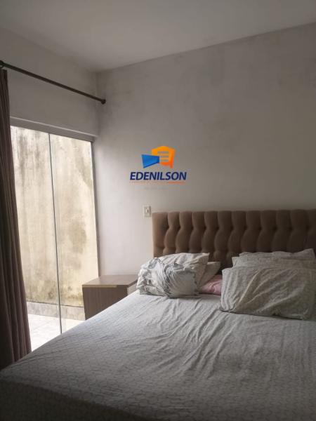 Excelente casa bairro castanheiras