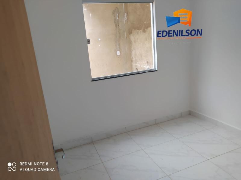 Casa nova com 02 dormitórios