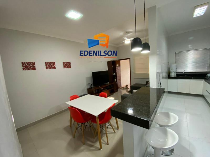 Excelente casa com área Gourmet, piscina, usina fotovoltaica