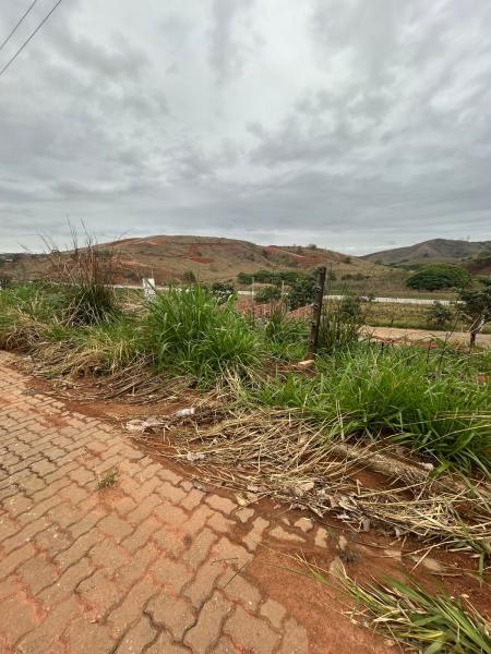 Lote 240m Morada do Vale III