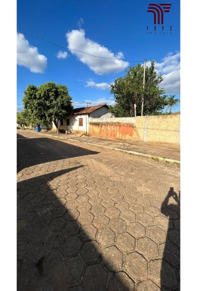 Casa grande em Nacip Raydan