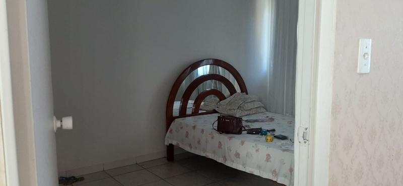 Prédio com 3 imóveis bairro de Lourdes
