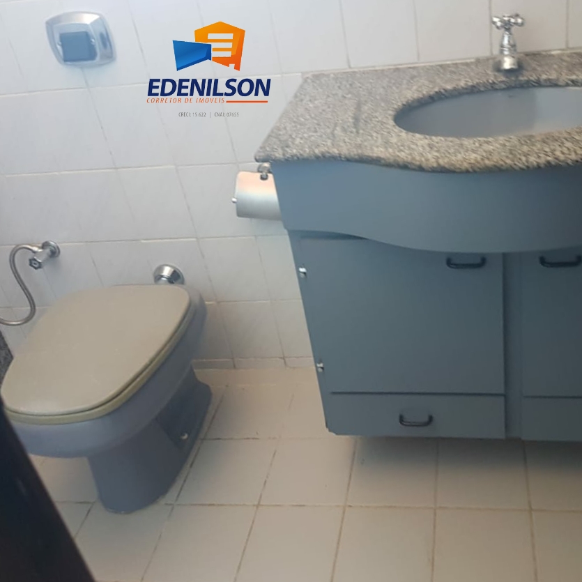 Apartamento com armários no quarto, bairro Gra Duquesa