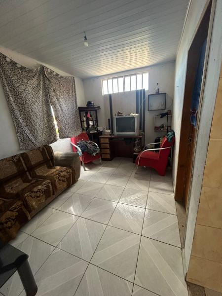 Duas casas no bairro Park Fraternidade