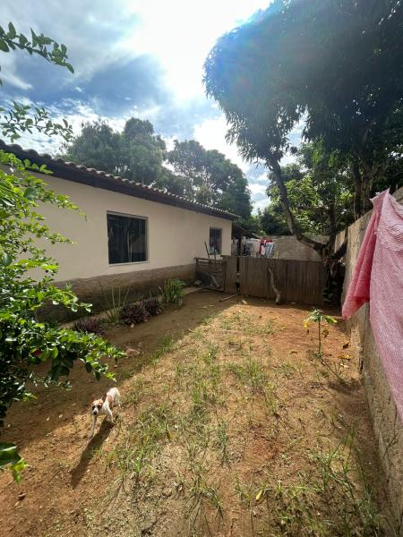 Duas casas no Recanto dos Sonhos