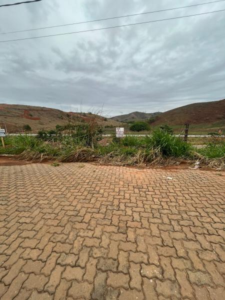 Lote 240m Morada do Vale III