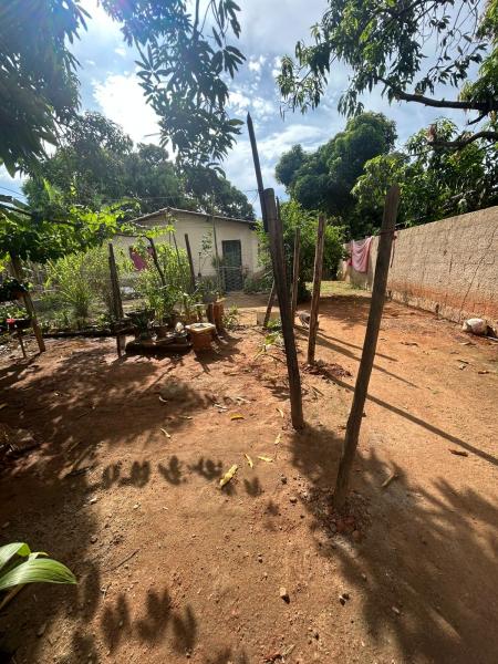 Duas casas no Recanto dos Sonhos