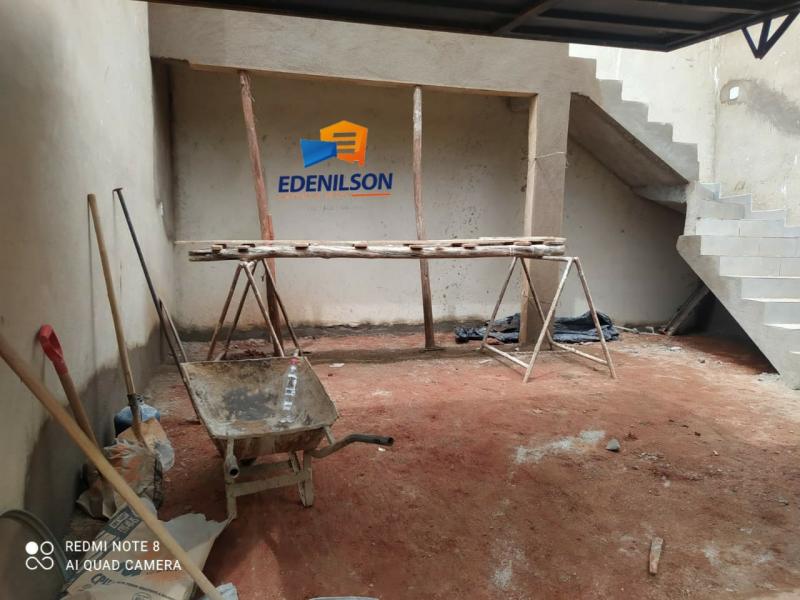 Casa nova com 02 dormitórios