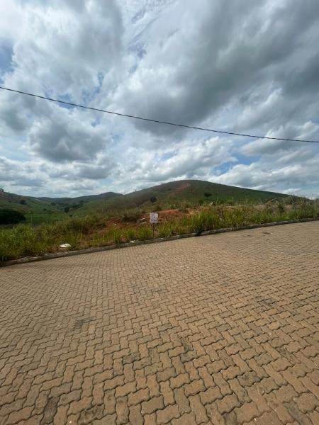 Lote 240m Morada do Vale 3