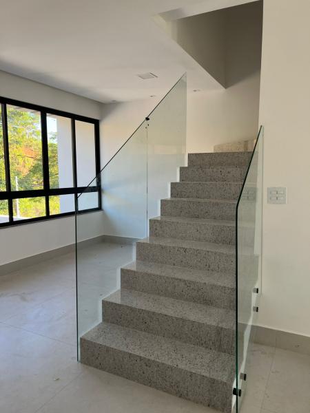 Tiplex de luxo com 3 quartos no bairro Morada do Vale 3