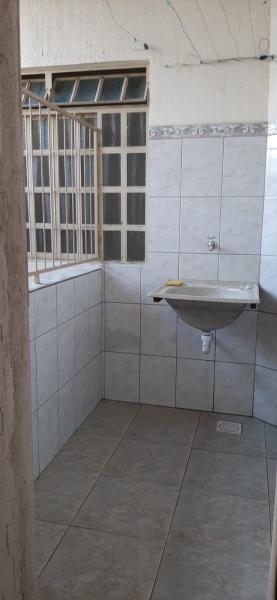 Prédio com 3 imóveis bairro de Lourdes