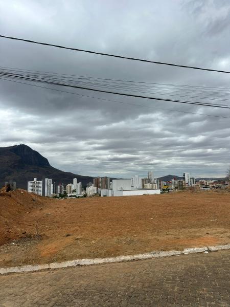 Lote 400 metros Alto Esplanada