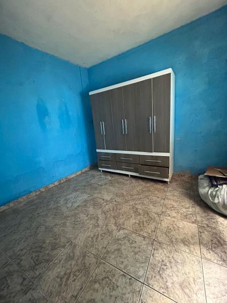 Duas casas no bairro Park Fraternidade