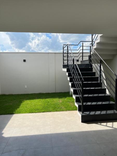 Triplex de luxo 3 quartos Morada do Vale 3