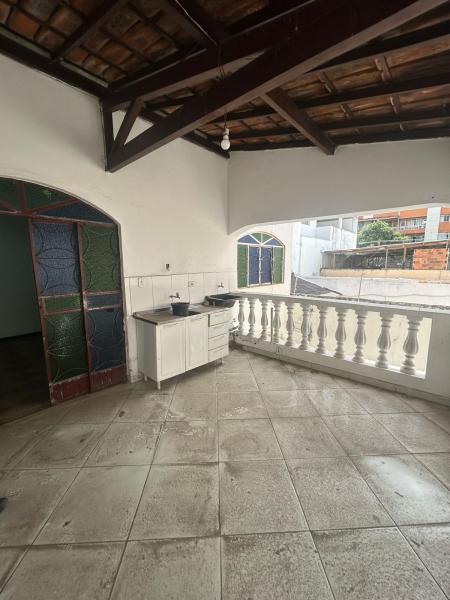 3 imóveis no Centro