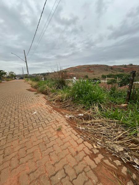 Lote 240m Morada do Vale III