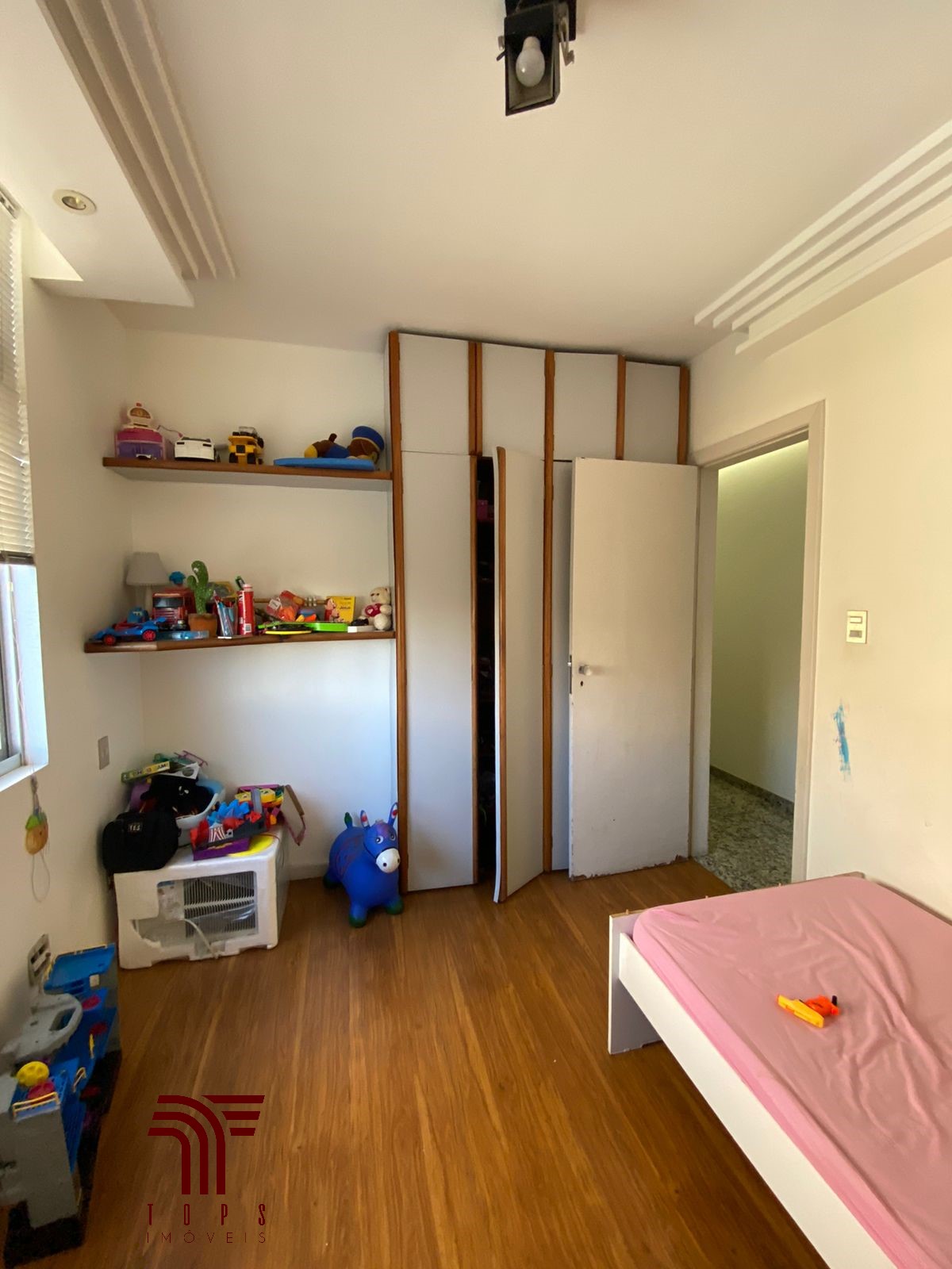 Apartamento 4 quartos(1 suíte)  no Centro